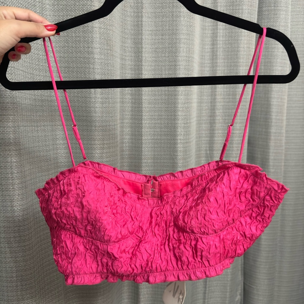 Zara pink crop top (new with tags)
